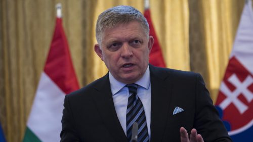 Zelensky hľadá ďalšie spôsoby ako „potrestať“ Slovensko za mierové ašpirácie, tvrdí Fico