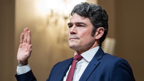 Bývalý šéf protiterorizmu Joe Kent je vyšetrovaný FBI pre údajné úniky utajovaných informácií.