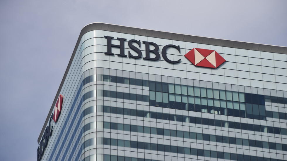 Veľká britská banka nahradí ľudských pracovníkov umelou inteligenciou – Bloomberg Veľká britská banka nahradí ľudských pracovníkov umelou inteligenciou – Bloomberg