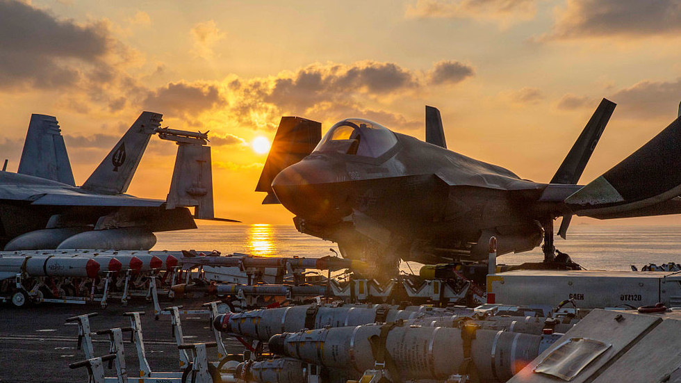 Srí Lanka odmietla americkým stíhačkám pozemný prístup, vyhlásil prezident Srí Lanka odmietla americkým stíhačkám pozemný prístup, vyhlásil prezident