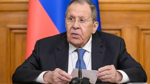 Lavrov vysvetľuje ruskú podporu Iránu