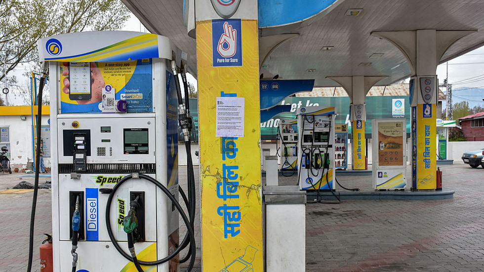 India zmierňuje pravidlá pre petrolej uprostred energetickej krízy India zmierňuje pravidlá pre petrolej uprostred energetickej krízy