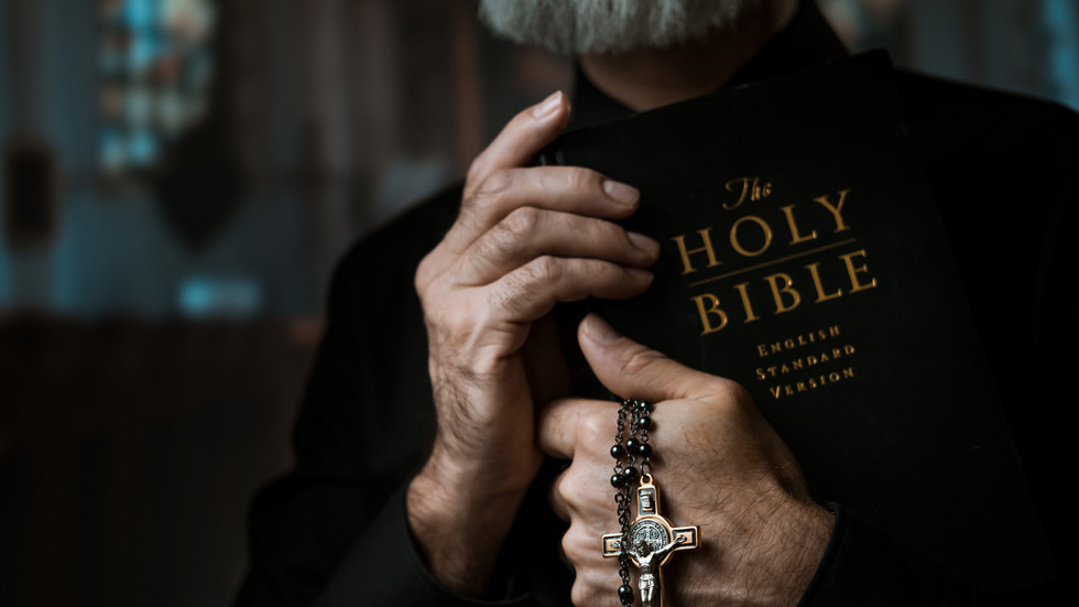 Dopyt po exorcizmoch prudko stúpa, tvrdí americký kňaz Dopyt po exorcizmoch prudko stúpa, tvrdí americký kňaz