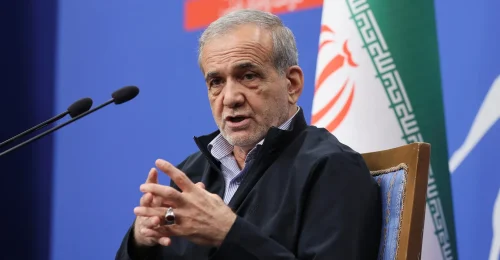 Iránsky prezident Pezeshkian chváli podporu Iraku