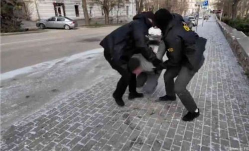 Ukrajinský plán na atentát na „vysokopostaveného ruského vojenského predstaviteľa“ na Kryme zmaril FSB