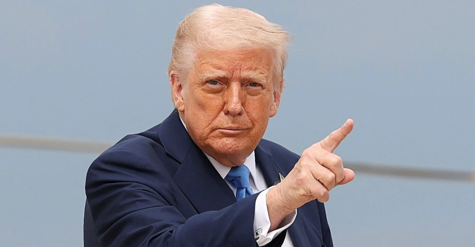 Trump tvrdí, že iránsky prezident žiada o prímerie