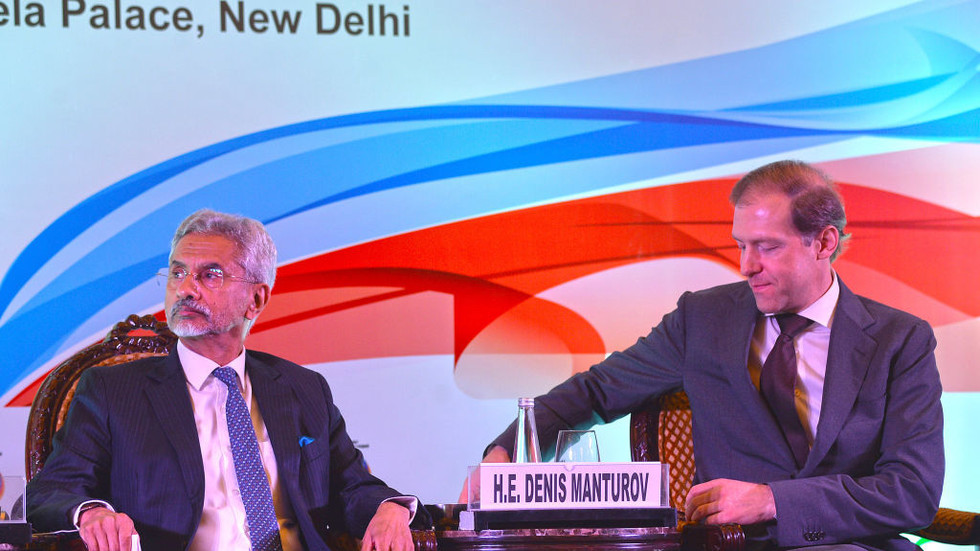 Ruský vicepremiér pricestoval do Naí Dillí na rokovania na vysokej úrovni