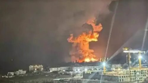 Ukrajinské drony zasiahli kľúčové ropné centrum v Rusku prepojené s USA, vyhlásilo ministerstvo obrany