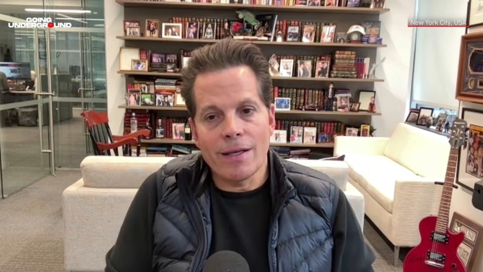 Scaramucci kritizuje Trumpovu vojenskú radu jedného človeka (VIDEO) Scaramucci kritizuje Trumpovu vojenskú radu jedného človeka (VIDEO)