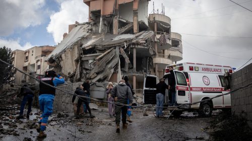 Izrael pokračuje v invázii do Libanonu, štáty Perzského zálivu nehlásia žiadne útoky