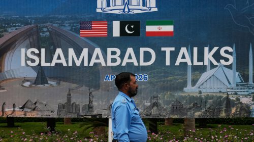 USA súhlasili s uvoľnením zmrazenia iránskych finančných prostriedkov v zahraničí, tvrdia médiá