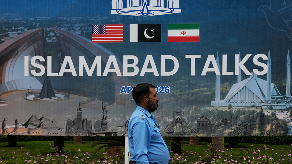 USA súhlasili s uvoľnením zmrazenia iránskych finančných prostriedkov v zahraničí, tvrdia médiá