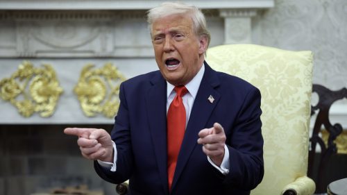 Irán tvrdí, že dohoda je možná, ak USA upustia od „totalitarizmu“, keďže Trump nariadil blokádu Hormuzského prielivu