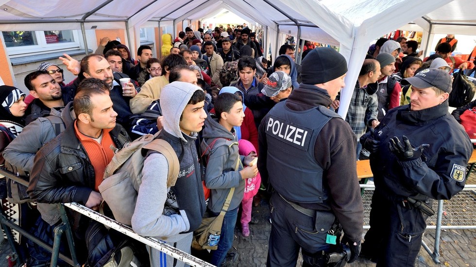 Nemecko zamieta 95 % žiadostí o azyl od Sýrčanov, tvrdia médiá Nemecko zamieta 95 % žiadostí o azyl od Sýrčanov, tvrdia médiá