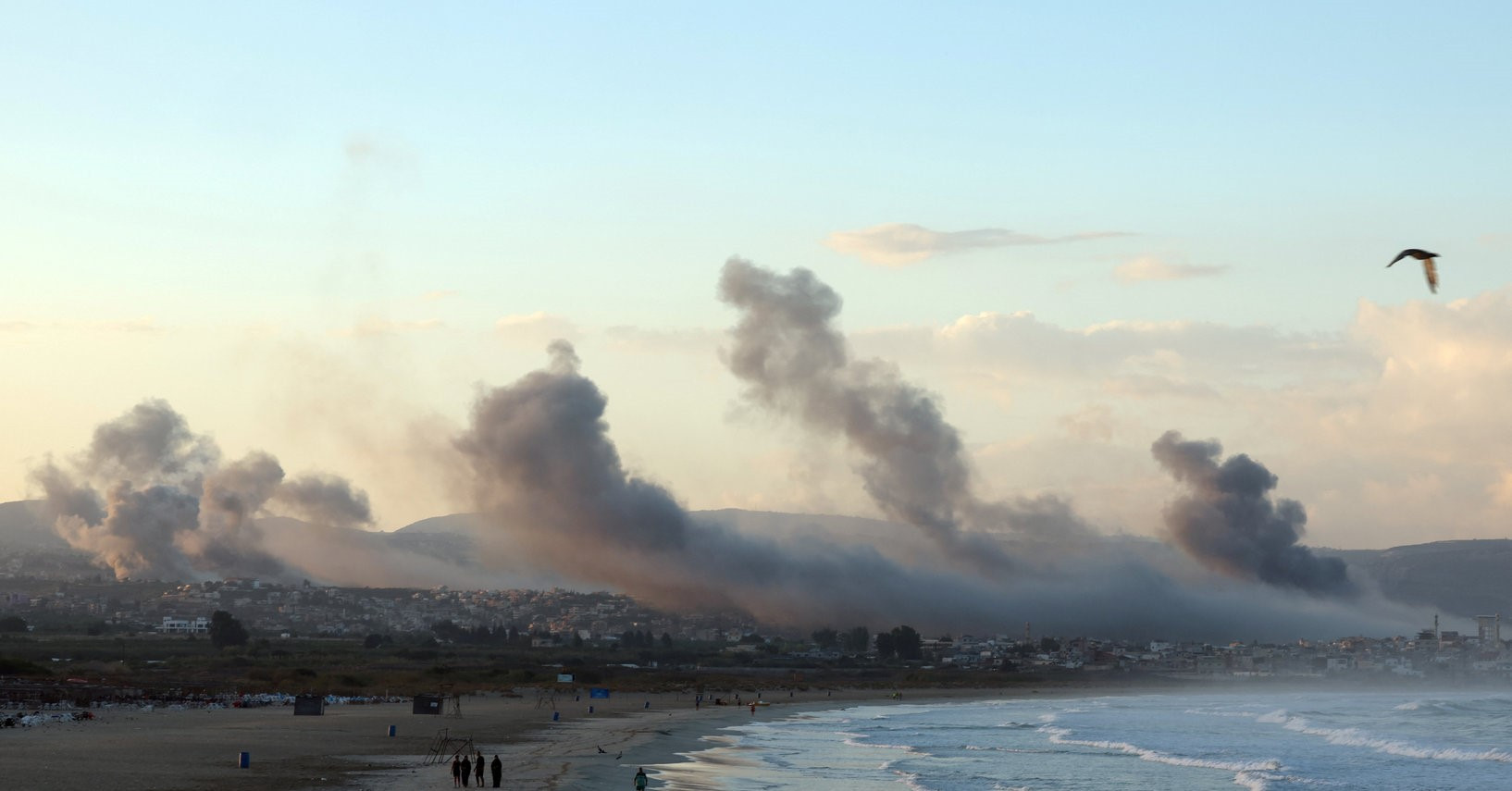 Hizballáh vykonal bombové útoky, pretože izraelské útoky v Libanone zabili viac ako 10 ľudí Hizballáh vykonal bombové útoky, pretože izraelské útoky v Libanone zabili viac ako 10 ľudí