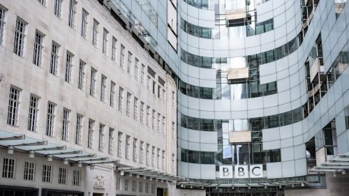 BBC odhaľuje „zničujúcu“ vlnu prepúšťania uprostred finančných problémov