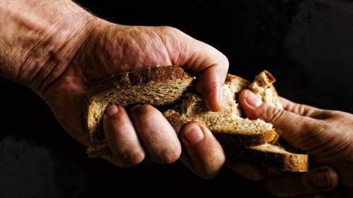 Vojna proti Iránu by mohla spustiť globálny hladomor, tvrdí zakladateľ charity