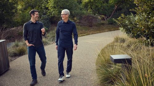 Tim Cook odstupuje z funkcie generálneho riaditeľa spoločnosti Apple