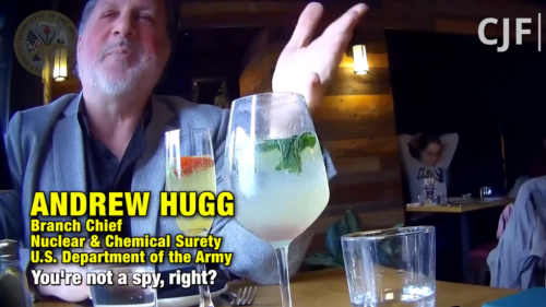 Ukrajinci kradnú v nádeji, že budú žiť v Dubaji – predstaviteľ americkej armády tajne pracuje pre novinára (VIDEO)