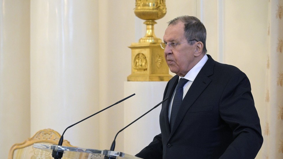 Lavrov varuje pred „bujným satanizmom“ v EÚ