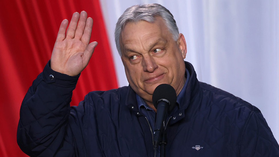 Orbán odstupuje z maďarského parlamentu