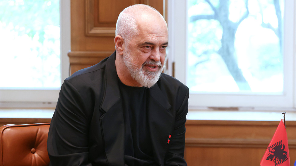 EÚ urobila „veľkú strategickú chybu“ voči Rusku, tvrdí albánsky premiér