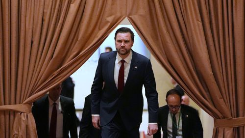 Vance „nemal žiadnu právomoc“ v rokovaniach s Iránom, povedal člen teheránskej delegácie