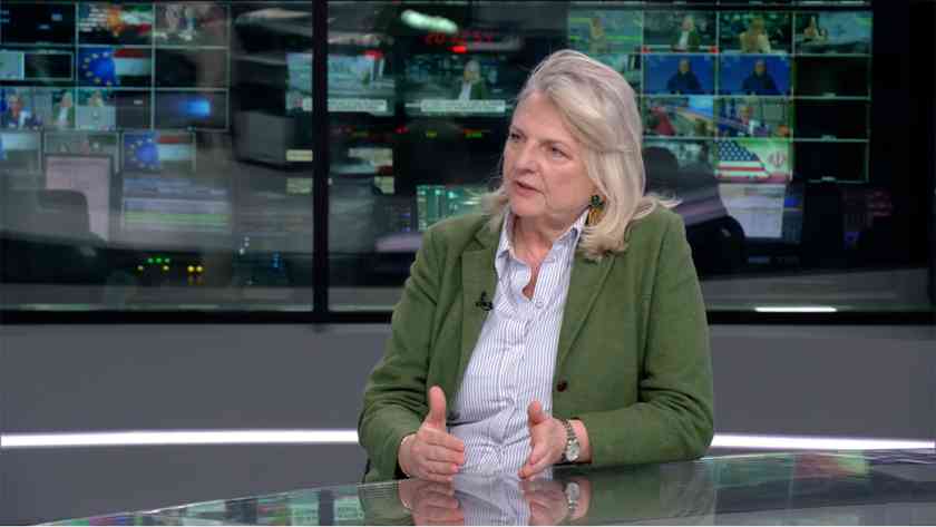 Maďarské voľby sú „zástupcovskou vojnou“ medzi USA a EÚ, tvrdí bývalá rakúska ministerka zahraničných vecí Maďarské voľby sú „zástupcovskou vojnou“ medzi USA a EÚ, tvrdí bývalá rakúska ministerka zahraničných vecí