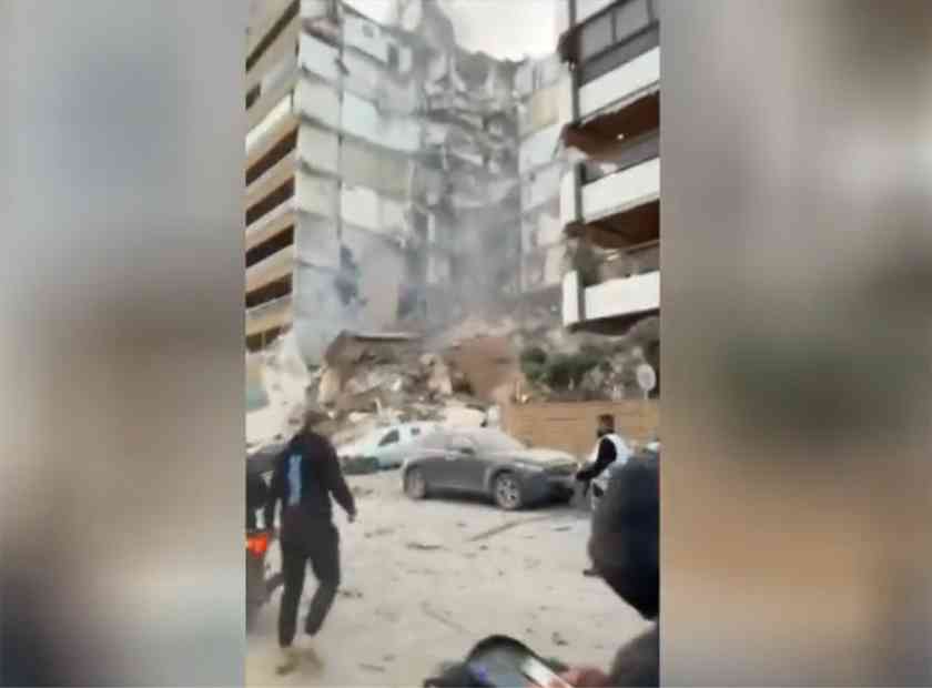 Izrael zaútočil na Libanon a zabil stovky ľudí, Irán sľubuje pomstu za „brutálny masaker“