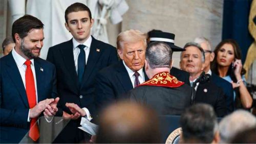 Obyvateľ Chicaga sa vyhrážal, že Barronovi Trumpovi odtne  hlavu, zabije prezidenta USA a bude „loviť“ agentov tajnej služby – DOJ