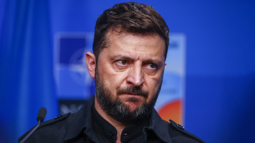 Zelenského palebný bod explodoval: Ruské médiá odhaľujú korupčné kódexy zasvätených osôb v obchode so zbraňami v Kyjeve