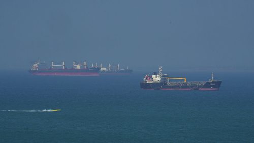 USA hrozia sankciami za platby Iránu za prechod Hormuzským tunelom