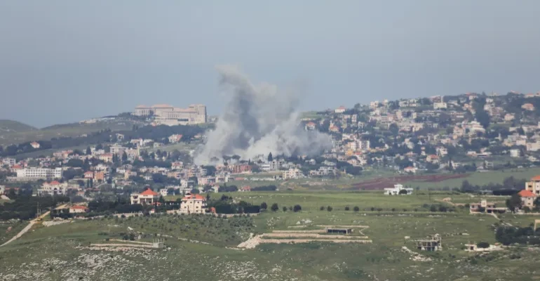 Izrael požaduje okamžitú evakuáciu z 9 dedín v južnom Libanone