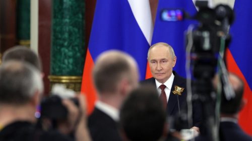 Putin stanovil podmienku stretnutia so Zelenským