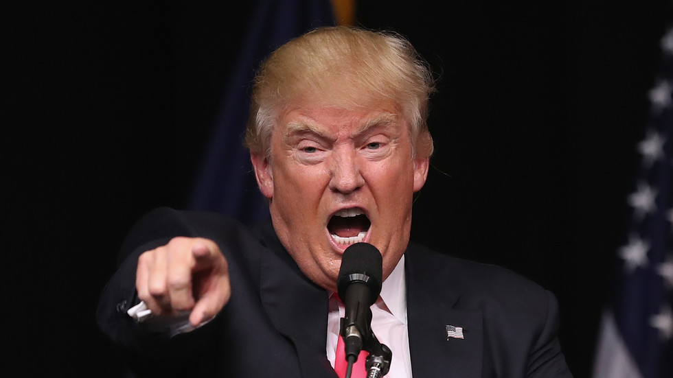 Trump vyhlásil, že reakcia Iránu na mierové podmienky USA je „úplne neprijateľná“