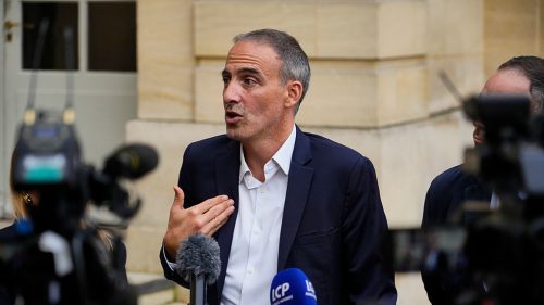 Francúzskemu socialistickému poslancovi Európskeho parlamentu sa odporúča ignorovať chudobných voličov pred voľbami – Politico