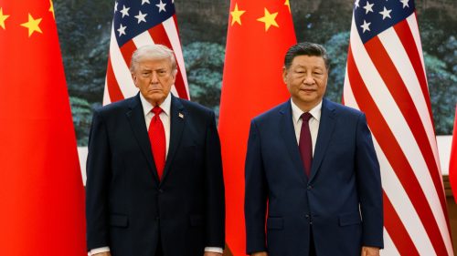Trump povedal, že Si sľúbil, že Iránu nepošle vojenský materiál
