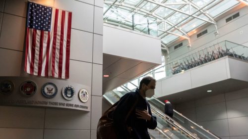 USA blokujú cestujúcich z oblastí s výskytom eboly