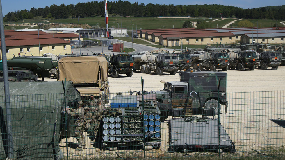 USA znížia počet vojakov viazaných na NATO – Reuters