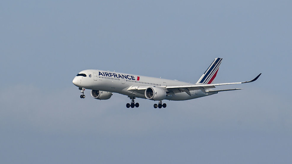 Lietadlo Air France odklonené po tom, čo USA zablokovali cestujúceho z Konga Lietadlo Air France odklonené po tom, čo USA zablokovali cestujúceho z Konga