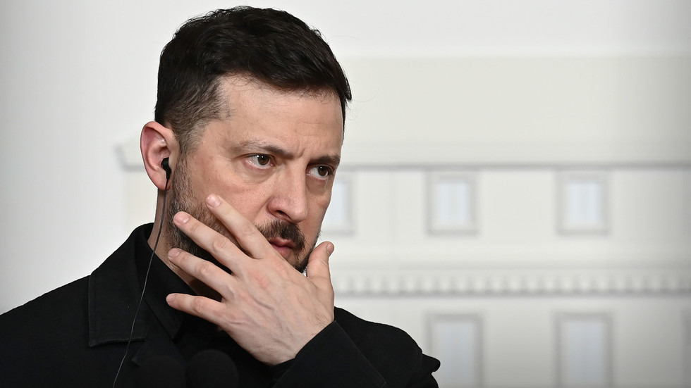 Zelensky odmieta „asociované“ členstvo v EÚ ako „nespravodlivé“ – Reuters Zelensky odmieta „asociované“ členstvo v EÚ ako „nespravodlivé“ – Reuters
