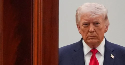 Trump hrozí, že Omán „vyhodí do vzduchu“ kvôli jeho úlohe v Hormuzskom konflikte