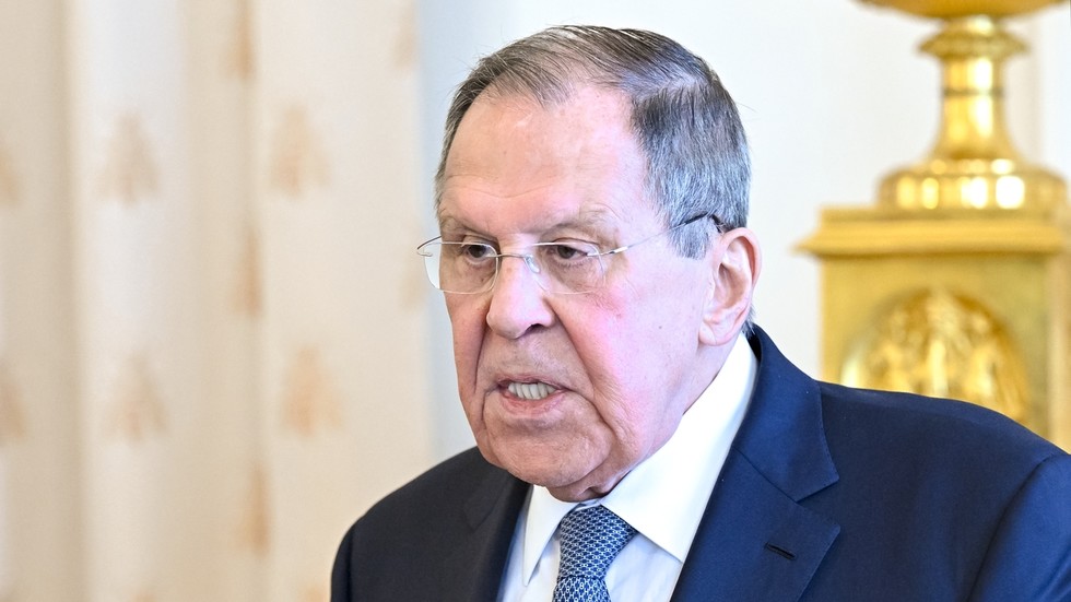 Lavrov brutálne potlačil požiadavky EÚ