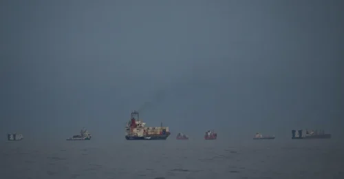 Irán obviňuje Trumpa zo „zrady“, zatiaľ čo blokáda USA zostáva v platnosti