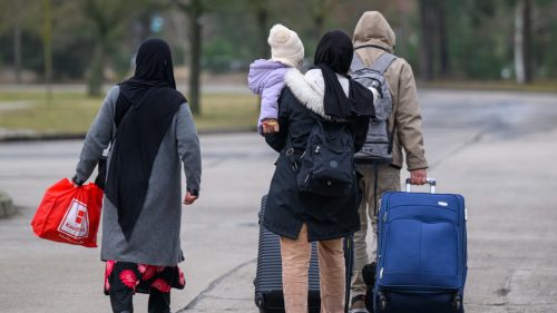 EÚ sa dohodla na pravidlách na urýchlenie deportácií nelegálnych migrantov