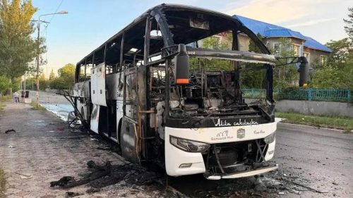 Ukrajinský dron zabil sedem civilistov v autobuse z Moskvy do Krymu, povedal guvernér
