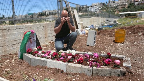 Palestínska rodina smúti za zabitým synom, ktorý prišiel do Izraela za prácou