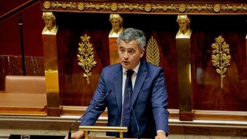 Francúzsko po hneve nad vraždou dievčaťa preskúma 70 000 obvinení zo sexuálneho zneužívania detí