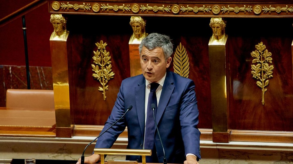 Francúzsko po hneve nad vraždou dievčaťa preskúma 70 000 obvinení zo sexuálneho zneužívania detí