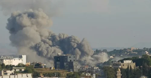 Sedem mŕtvych pri nových izraelských bombardovaniach v južnom Libanone